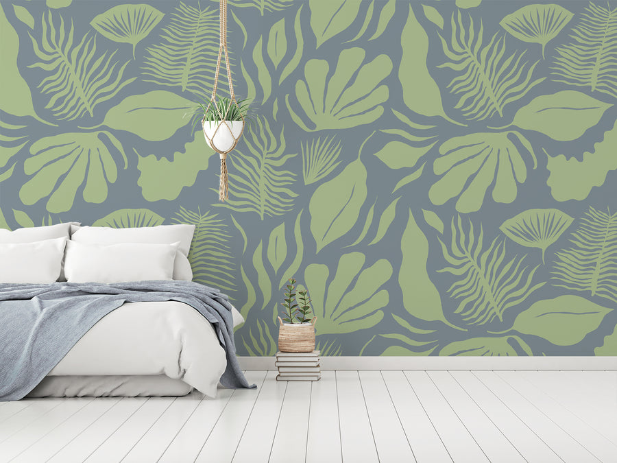 Sylvia – vit soffa och grön hängväxt